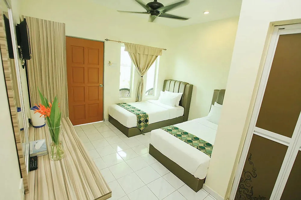 Casa Cenang Resort Tok Bidin Langkawi 3*,
