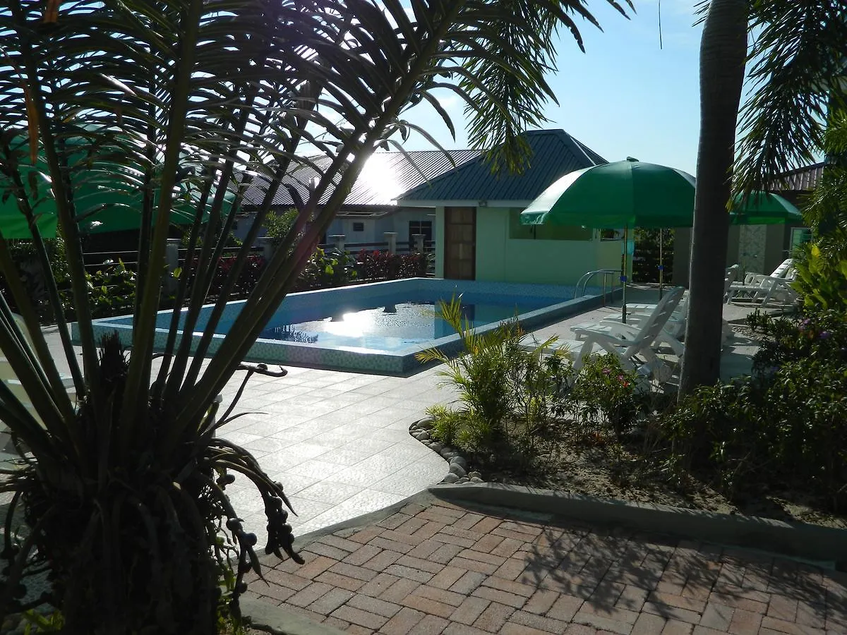 *** Han/Misafirhane Casa Cenang Resort Tok Bidin Langkawi Malezya